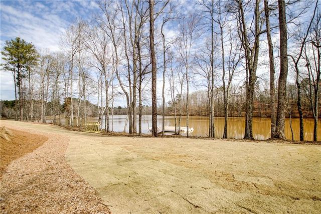 5 Club Cresswind Drive, Newnan, GA 30263