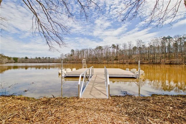 5 Club Cresswind Drive, Newnan, GA 30263