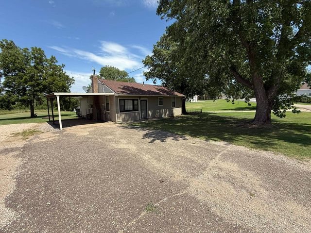 53 Yankee Run, Geneseo, KS 67444