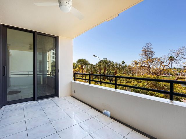 1255 N GULFSTREAM AVENUE 205, Sarasota, FL 34236