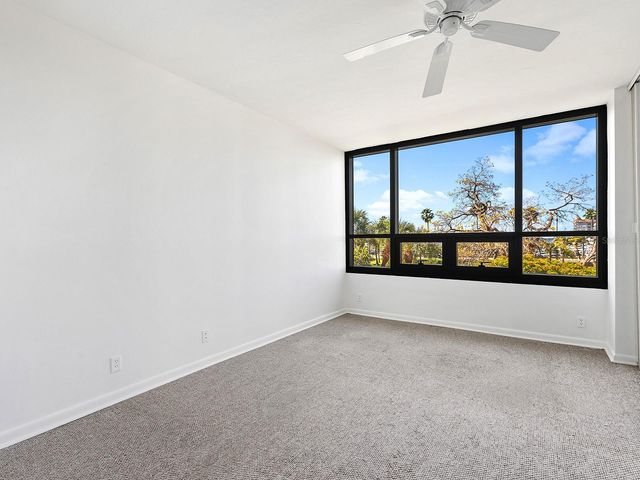 1255 N GULFSTREAM AVENUE 205, Sarasota, FL 34236