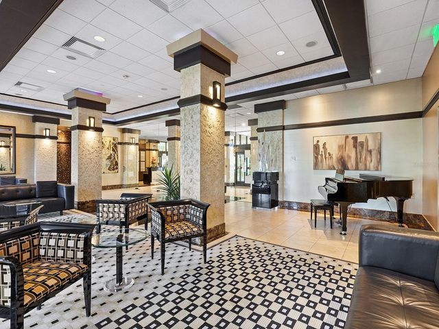 1255 N GULFSTREAM AVENUE 205, Sarasota, FL 34236