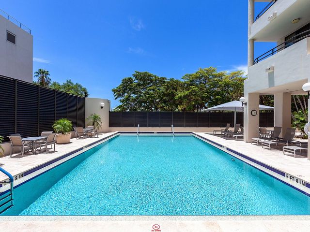 1255 N GULFSTREAM AVENUE 205, Sarasota, FL 34236