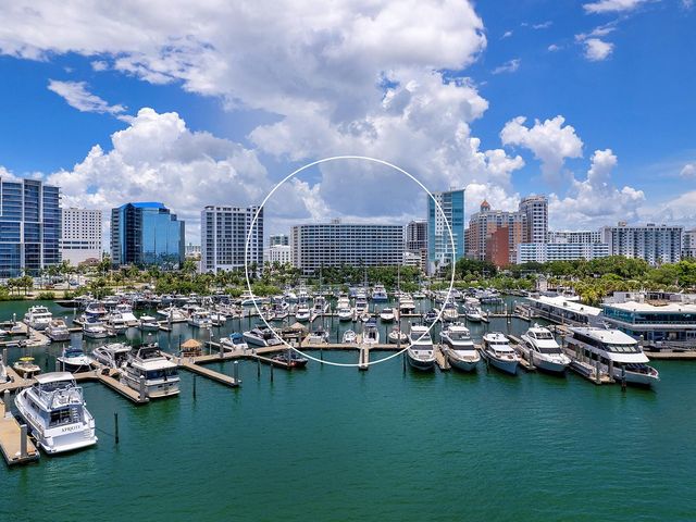 1255 N GULFSTREAM AVENUE 205, Sarasota, FL 34236