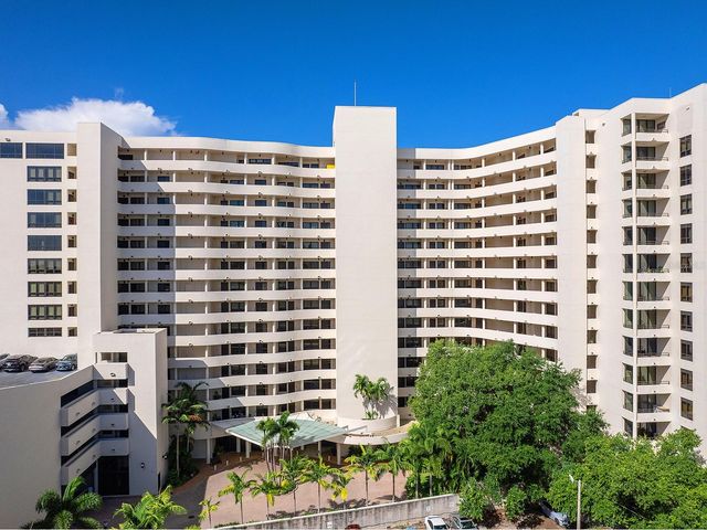 1255 N GULFSTREAM AVENUE 205, Sarasota, FL 34236
