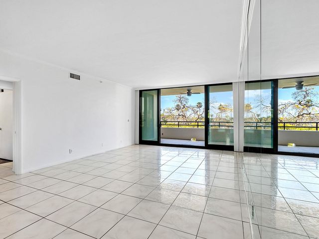1255 N GULFSTREAM AVENUE 205, Sarasota, FL 34236