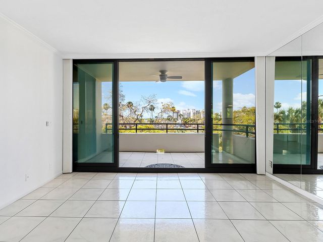 1255 N GULFSTREAM AVENUE 205, Sarasota, FL 34236