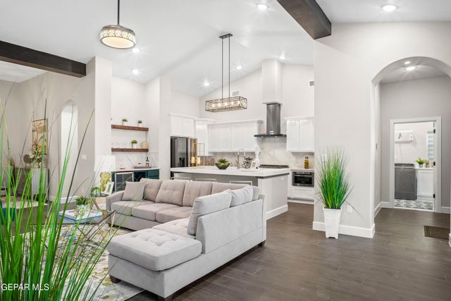 14545 CHARLES FOSTER Avenue, El Paso, TX 79938