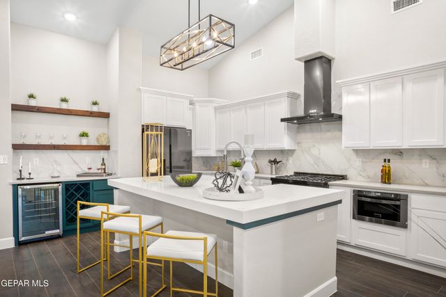 14545 CHARLES FOSTER Avenue, El Paso, TX 79938