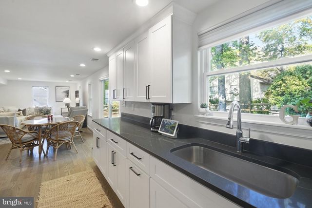 9455 KEEPSAKE WAY, Columbia, MD 21046