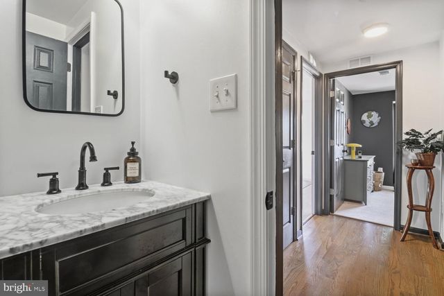 9455 KEEPSAKE WAY, Columbia, MD 21046