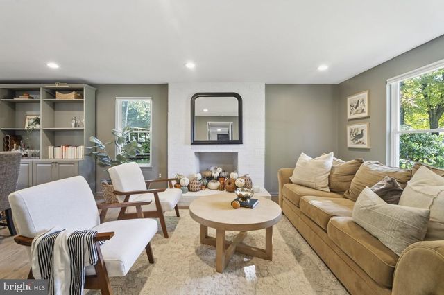 9455 KEEPSAKE WAY, Columbia, MD 21046