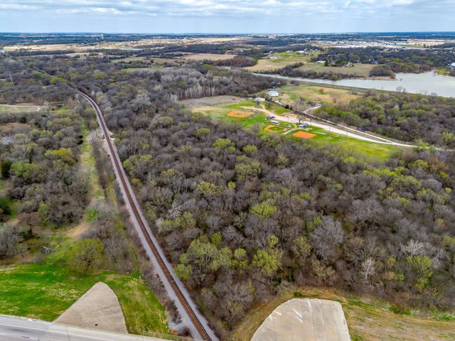 6333 E Highway 67, Alvarado, TX 76009