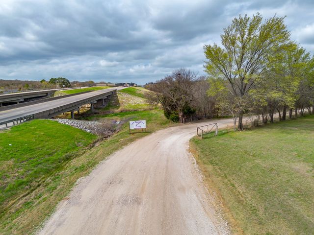 6333 E Highway 67, Alvarado, TX 76009