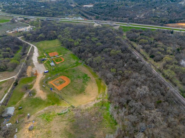 6333 E Highway 67, Alvarado, TX 76009