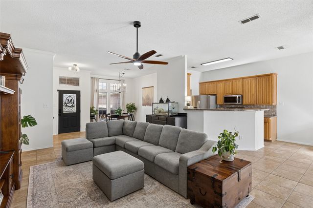 1517 Bailey Drive, Azle, TX 76020