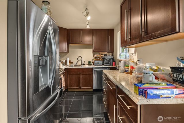 14508 SE 276th Place, Kent, WA 98042