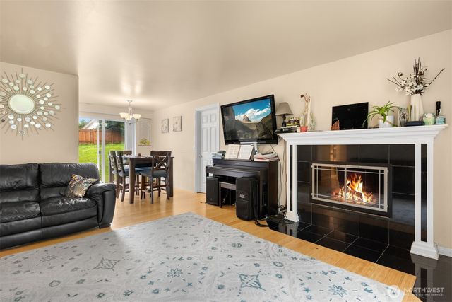 14508 SE 276th Place, Kent, WA 98042