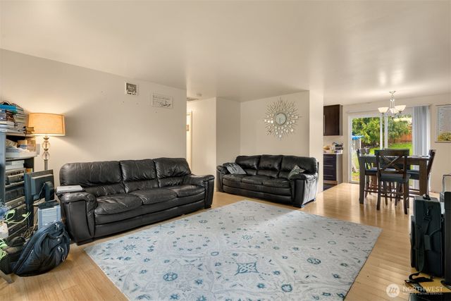 14508 SE 276th Place, Kent, WA 98042