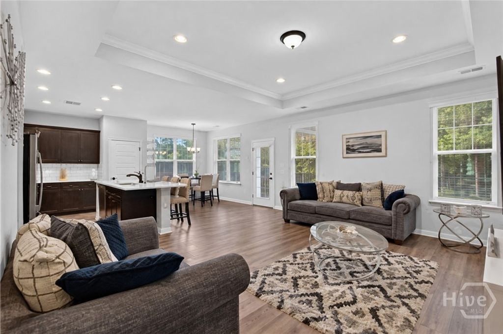 Image 13 of property listing at 4881 Castleoak Drive, Richmond Hill, GA 31324