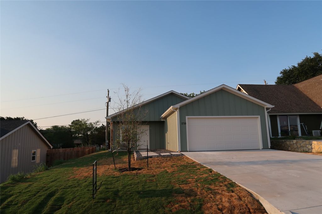 1710 Broken Bow Road, Granbury, TX 76049