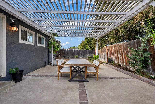 3308 Fresno St, Denair, CA 95316