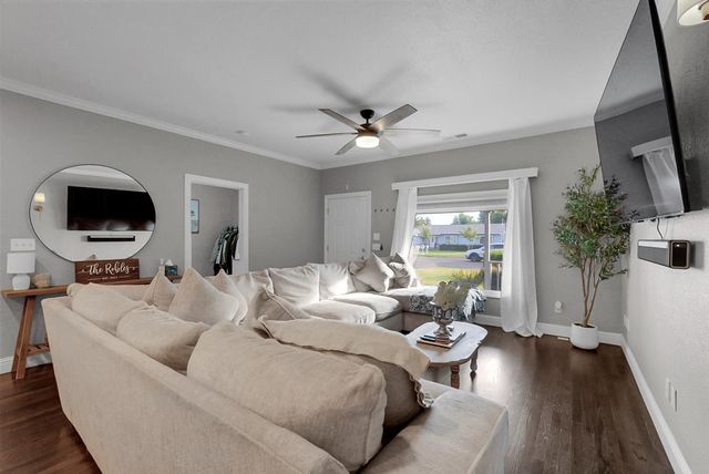 3308 Fresno St, Denair, CA 95316