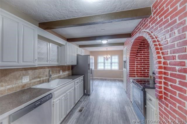 9031 E 67th Place, Tulsa, OK 74133