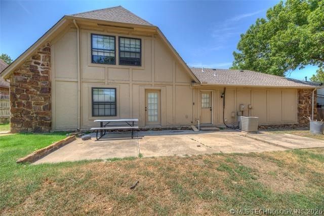 9031 E 67th Place, Tulsa, OK 74133
