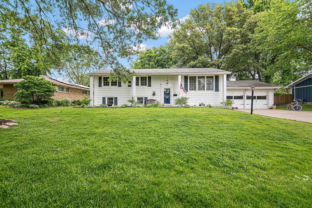 248 Vine Street, Manteno, IL 60950