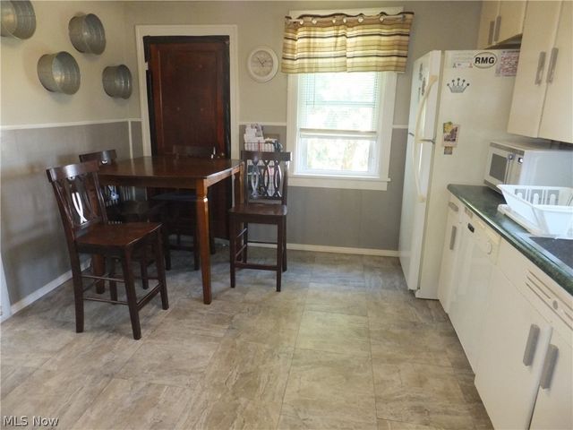 4712 Gifford Avenue, Cleveland, OH 44144