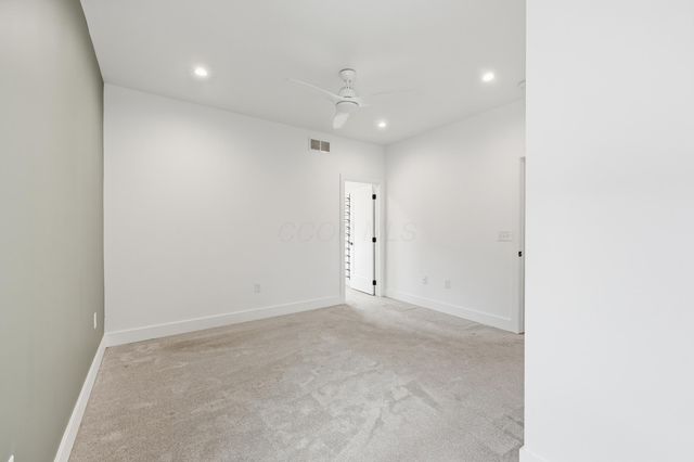 1102 Summit Street, Columbus, OH 43201