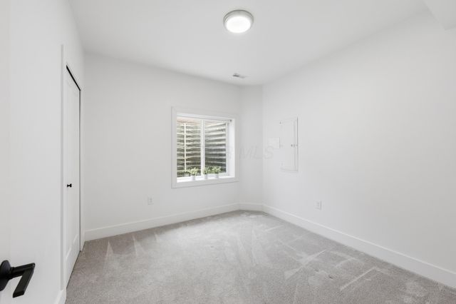 1102 Summit Street, Columbus, OH 43201