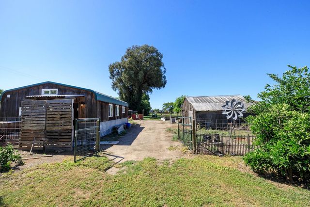 5114-5116 South Ave, Empire, CA 95319