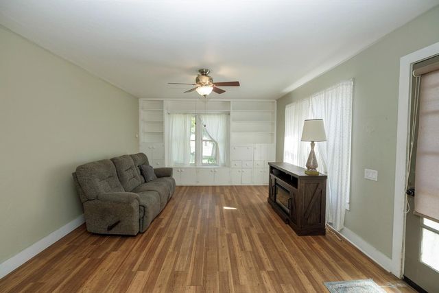 5114-5116 South Ave, Empire, CA 95319