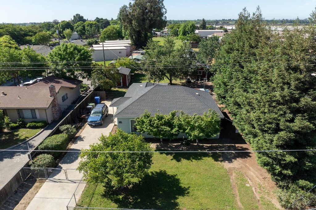 5114-5116 South Ave, Empire, CA 95319