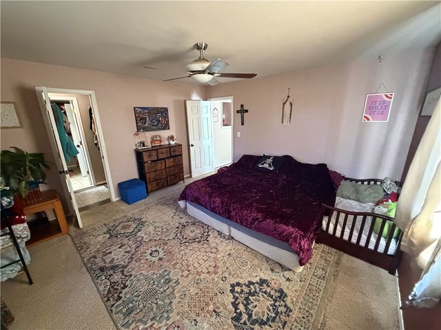 8229 Chestnut Drive, Rogers, AR 72756