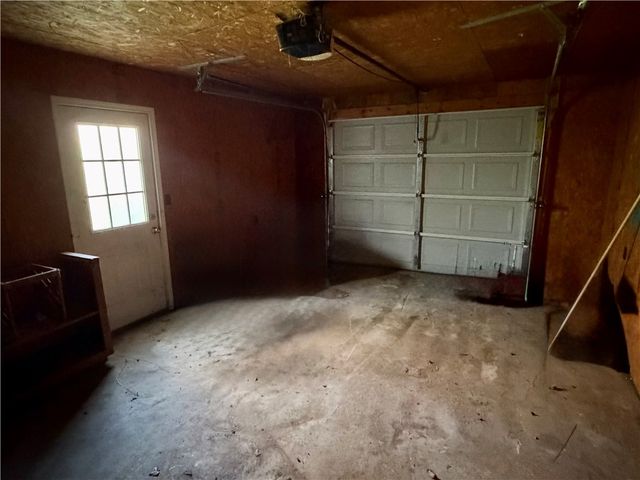 8229 Chestnut Drive, Rogers, AR 72756