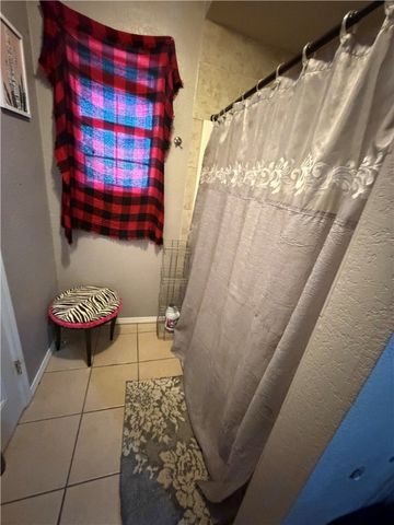 8229 Chestnut Drive, Rogers, AR 72756