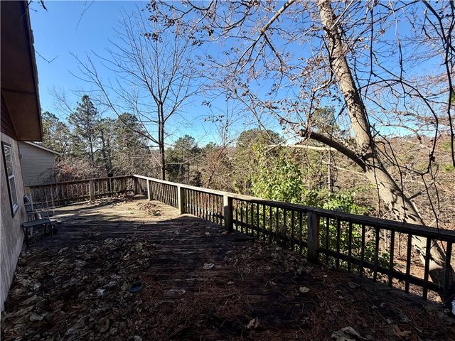 8229 Chestnut Drive, Rogers, AR 72756