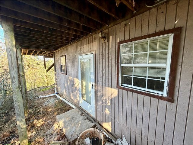 8229 Chestnut Drive, Rogers, AR 72756