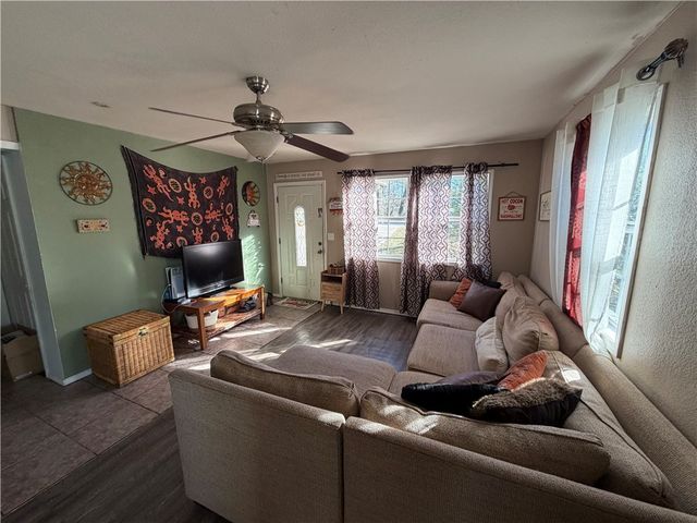 8229 Chestnut Drive, Rogers, AR 72756