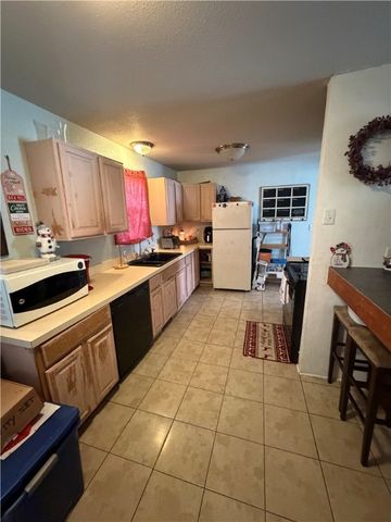 8229 Chestnut Drive, Rogers, AR 72756