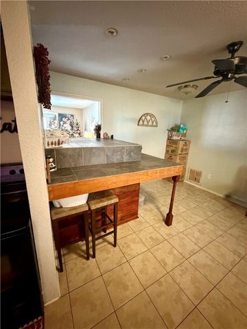 8229 Chestnut Drive, Rogers, AR 72756