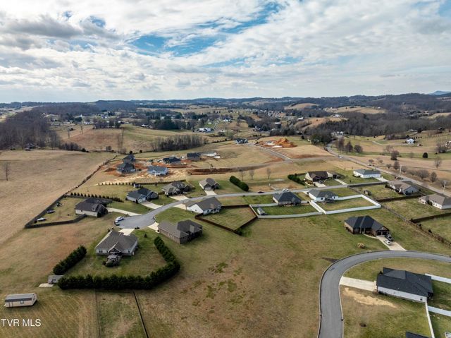 636 Brady Way, Jonesborough, TN 37659