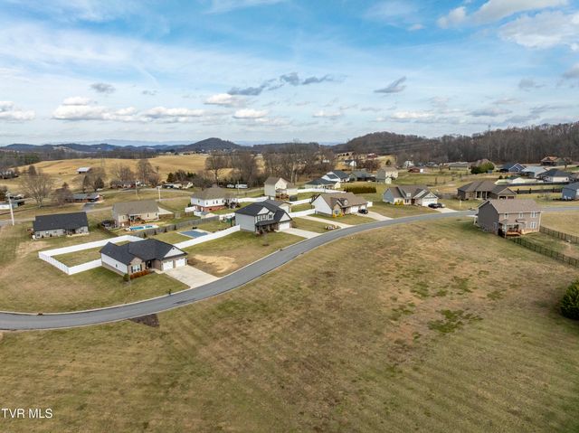636 Brady Way, Jonesborough, TN 37659