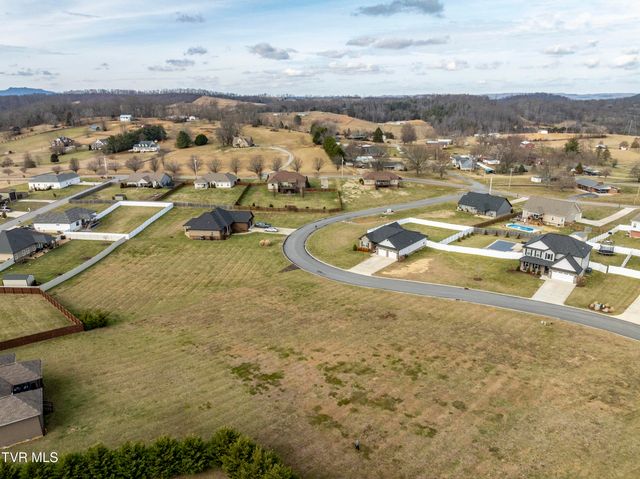 636 Brady Way, Jonesborough, TN 37659