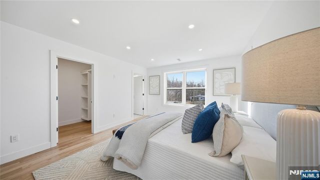 4 Hilltop, Essex Fells, NJ 07021