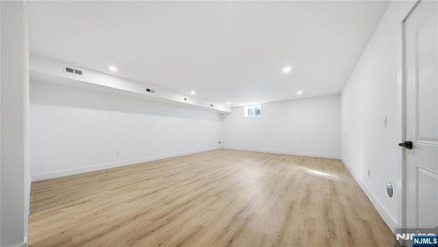 4 Hilltop, Essex Fells, NJ 07021