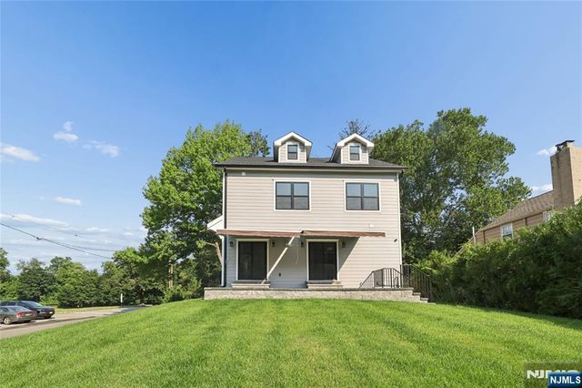 4 Hilltop, Essex Fells, NJ 07021